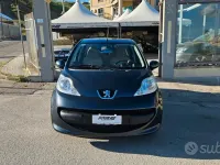 Usata Peugeot 107 68 CV (50 kW) 2007 Nero Utilitaria