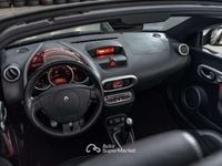 Usata Renault Wind Night&Day 101 CV (74 kW) 2011 Nero Cabrio