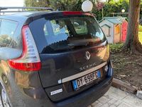 Usata Renault Grand Scénic III 110 CV (80 kW) 2009 Grigio Monovolume