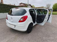 Usata Opel Corsa Edition 80 CV (58 kW) 2010 Bianco Utilitaria