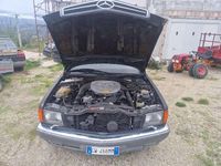 Usata Mercedes 560 299 CV (219 kW) 1989 Grigio Coupé