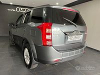 Usata Mahindra XUV500 140 CV (102 kW) 2018 Grigio scuro SUV