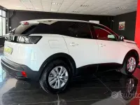 Usata Peugeot 3008 Allure 131 CV (96 kW) 2022 Bianco SUV