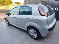 Usata Fiat Punto Evo 69 CV (50 kW) 2010 Grigio Utilitaria
