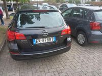 Usata Opel Astra 82 CV (60 kW) 2011 Nero Station wagon