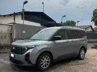Usata Ford Tourneo Courier 125 CV (91 kW) 2024 Grigio Monovolume