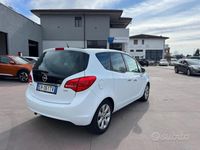 Usata Opel Meriva Cosmo 110 CV (80 kW) 2011 Bianco Monovolume