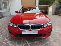 Begagnad BMW 316 Advantage 122 HK (89 kW) 2022 Röd Kombi