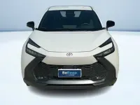 Usata Toyota C-HR Active 140 CV (102 kW) 2024 Bianco SUV