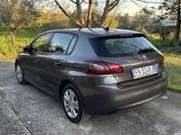 Usata Peugeot 308 Business-Line 120 CV (88 kW) 2018 Grigio Berlina