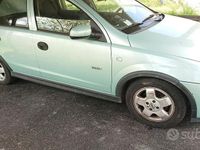 Occasion Opel Corsa Elegance 75 ch (55 kW) 2002 Vert Citadine