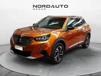 Usata Peugeot 2008 Allure 131 CV (96 kW) 2023 Arancione SUV