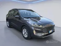 Usata Ford Kuga 120 CV (88 kW) 2022 Grigio SUV
