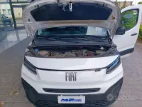 Usata Fiat Doblò 131 CV (96 kW) 2024 Bianco Monovolume