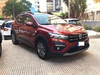 Begagnad Dacia Sandero Comfort 91 HK (66 kW) 2022 Röd Sedan