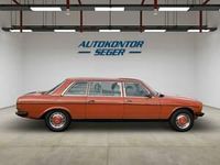 Usata Mercedes 250 129 CV (94 kW) 1978 Arancione Berlina
