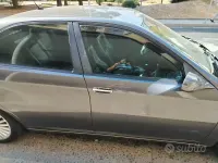 Usata Alfa Romeo 166 150 CV (110 kW) 2004 Grigio Berlina