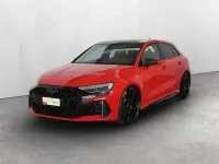 Usata Audi RS3 Sportback Comfort 400 CV (294 kW) 2025 Rosso progressivo metallizzato Utilitaria