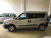 Usata Fiat Doblò Easy 90 CV (66 kW) 2016 Grigio Monovolume