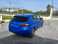 Usata Peugeot 308 Allure 130 CV (95 kW) 2021 Blu SUV