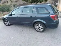 Usata Opel Astra 101 CV (74 kW) 2008 Bluazzurro Station wagon
