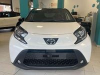 Nuova Toyota Aygo X Trend 72 CV (52 kW) 2025 Super white & black SUV