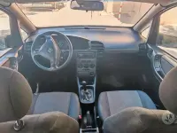 Usata Opel Zafira 101 CV (74 kW) 2001 Grigio Monovolume