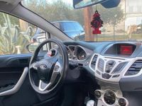 Usata Ford Fiesta 2011 Bianco Utilitaria