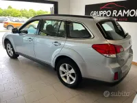 Usata Subaru Outback Exclusive+ 150 CV (110 kW) 2014 Grigio Station wagon