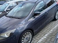 Usata Ford Focus 95 CV (69 kW) 2012 Grigio Berlina