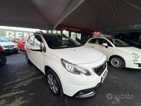 Usata Peugeot 2008 Active 75 CV (55 kW) 2018 Bianco SUV