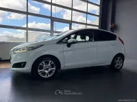 Usata Ford Fiesta Titanium 75 CV (55 kW) 2017 Bianco Utilitaria