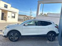 Usata Nissan Qashqai N-Connecta 110 CV (80 kW) 2018 Bianco SUV