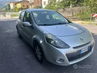 Usata Renault Clio 75 CV (55 kW) 2011 Grigio Utilitaria