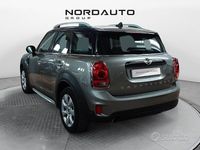 Usata Mini Cooper D Countryman Business 150 CV (110 kW) 2017 Beige SUV