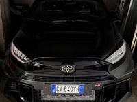 Usata Toyota Yaris 280 CV (205 kW) 2025 Nero Berlina