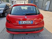 usata Peugeot 207 benzina gpl