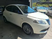 Usata Lancia Ypsilon Silver 69 CV (50 kW) 2012 Bianco Utilitaria