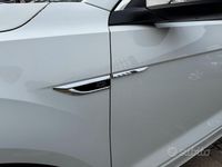 Usata VW T-Roc R-line 150 CV (110 kW) 2023 Bianco SUV