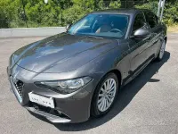 Usata Alfa Romeo Giulia Super 150 CV (110 kW) 2016 Grigio Berlina