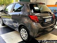 Usata Toyota Yaris Active 90 CV (66 kW) 2015 Grigio Utilitaria