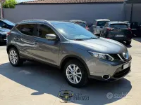 Usata Nissan Qashqai N-Connecta 116 CV (85 kW) 2017 Grigio SUV