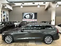 Usata Volvo V60 Inscription 190 CV (139 kW) 2019 Pine grey Station wagon