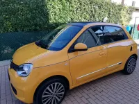 Gebraucht Renault Twingo Intens 90 PS (66 kW) 2019 Gelb Kleinwagen