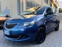 Usata Lancia Ypsilon Gold 69 CV (50 kW) 2022 Blu Utilitaria