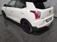 Gebraucht SsangYong Tivoli 116 PS (85 kW) 2016 Weiß SUV