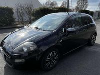 Usata Fiat Punto Young 77 CV (56 kW) 2014 Nero Utilitaria