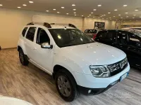 Usata Dacia Duster Lauréate 110 CV (80 kW) 2014 Bianco SUV