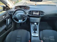 Usata Peugeot 308 Allure 116 CV (85 kW) 2014 Nero Utilitaria