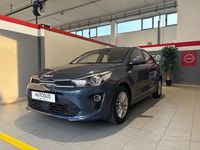 Usata Kia Rio Style 82 CV (60 kW) 2022 Blu Berlina
